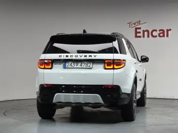 2025 Land Rover Discovery Sport с пробегом 12 080 км