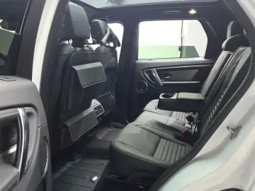 2025 Land Rover Discovery Sport с пробегом 12 080 км
