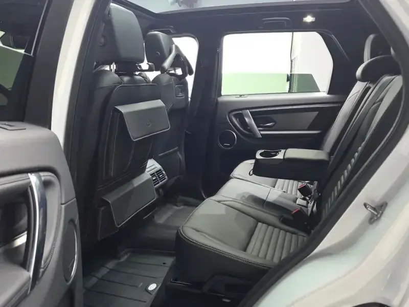 2025 Land Rover Discovery Sport с пробегом 12 080 км