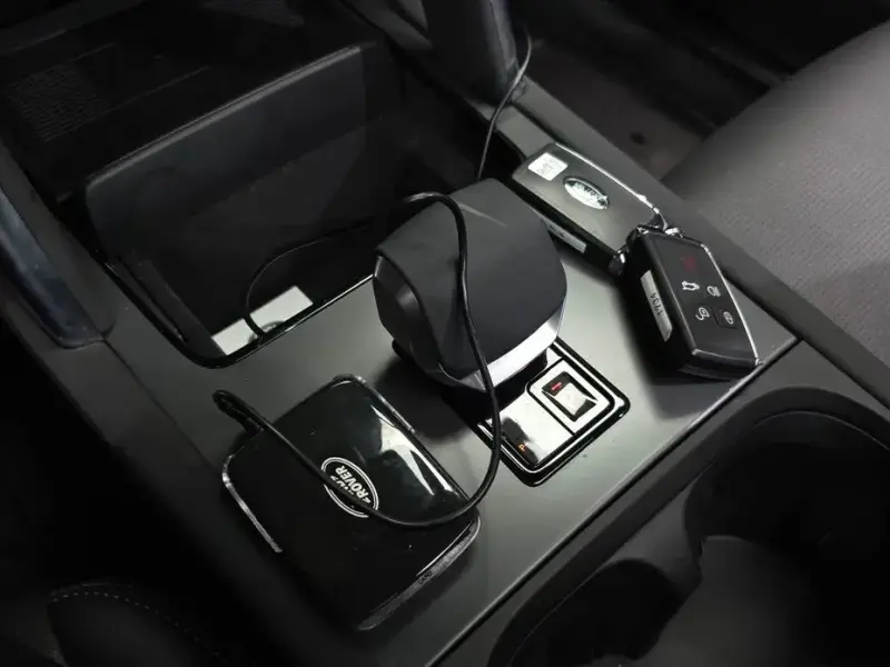 2025 Land Rover Discovery Sport с пробегом 6 325 км