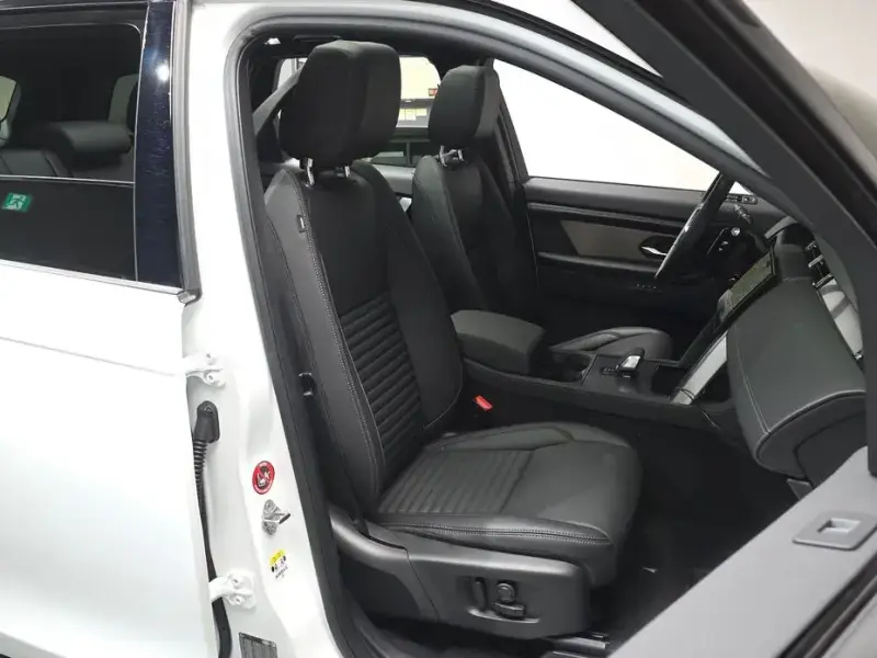 2025 Land Rover Discovery Sport с пробегом 6 325 км