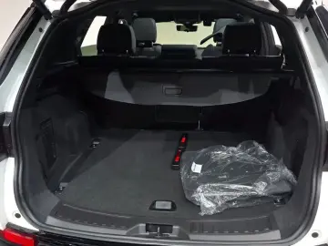 2025 Land Rover Discovery Sport с пробегом 12 080 км