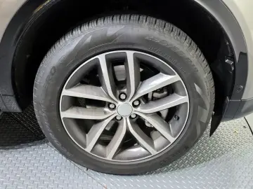 2025 Land Rover Discovery Sport с пробегом 3 592 км