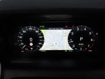 2025 Land Rover Discovery Sport с пробегом 3 592 км