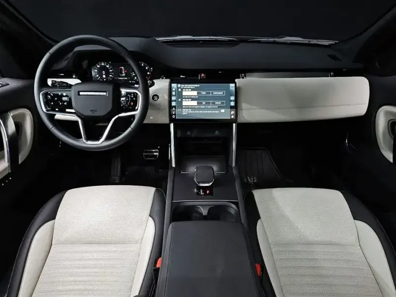 2025 Land Rover Discovery Sport с пробегом 2 064 км