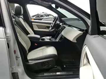 2025 Land Rover Discovery Sport с пробегом 2 064 км