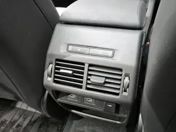 2025 Land Rover Discovery Sport с пробегом 2 064 км