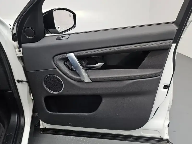 2020 Land Rover Discovery Sport с пробегом 36 935 км