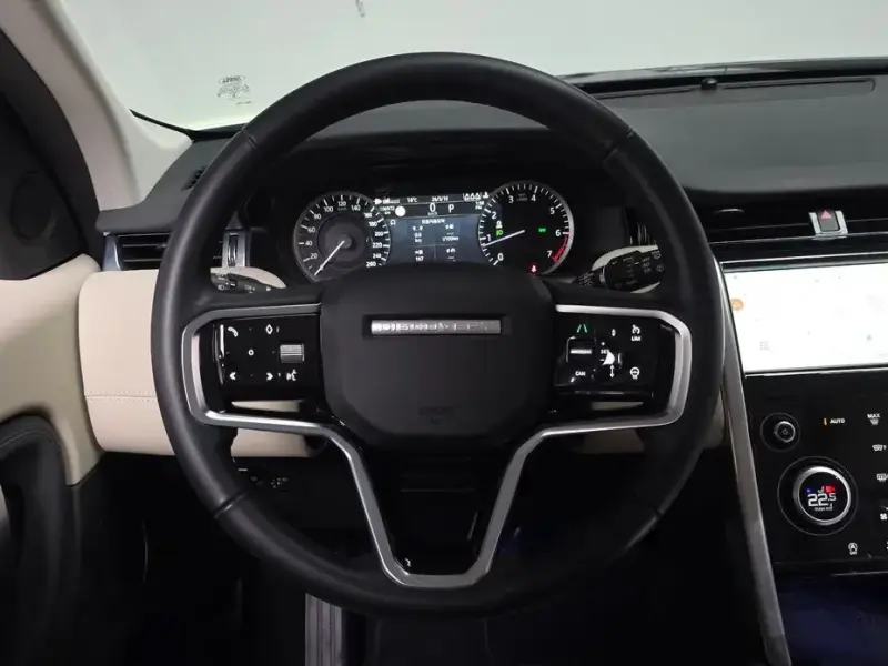 2022 Land Rover Discovery Sport с пробегом 36 972 км