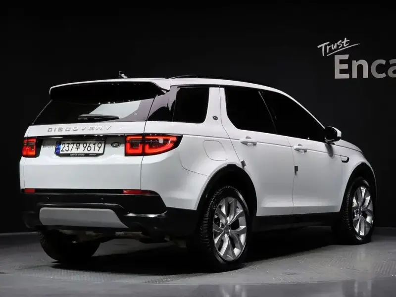 2023 Land Rover Discovery Sport с пробегом 31 932 км