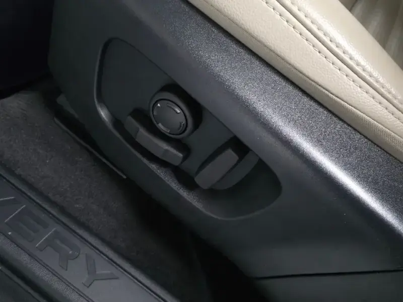 2022 Land Rover Discovery Sport с пробегом 36 972 км