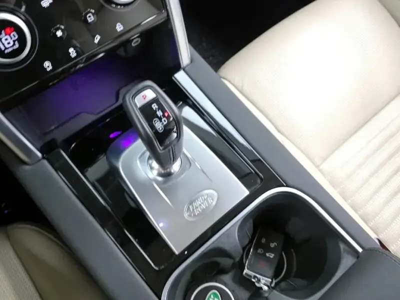 2023 Land Rover Discovery Sport с пробегом 31 932 км