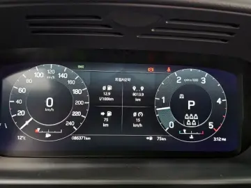 2021 Land Rover Discovery с пробегом 86 371 км