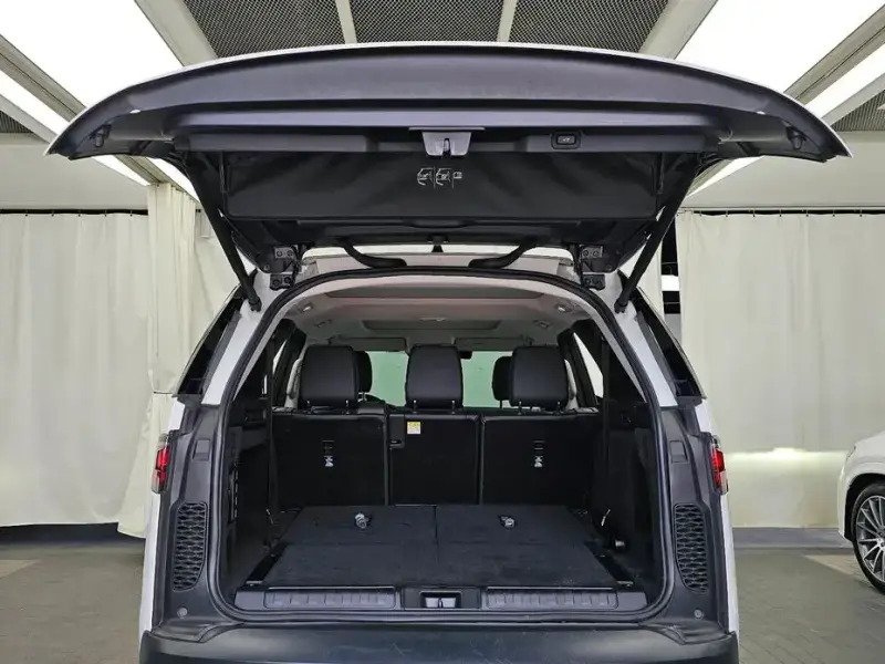 2021 Land Rover Discovery с пробегом 86 371 км
