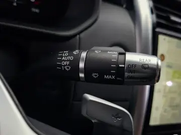 2022 Land Rover Discovery с пробегом 83 037 км