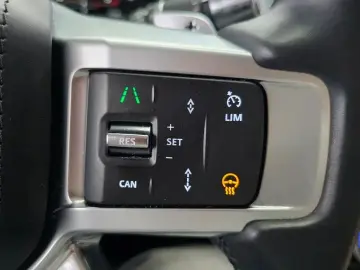 2022 Land Rover Discovery с пробегом 83 037 км