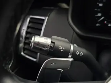 2022 Land Rover Discovery с пробегом 83 037 км