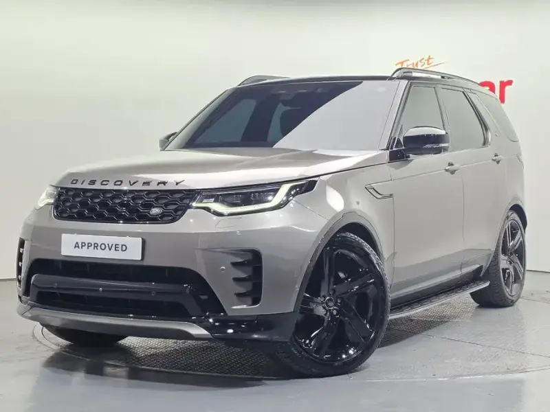 2024 Land Rover Discovery с пробегом 17 381 км