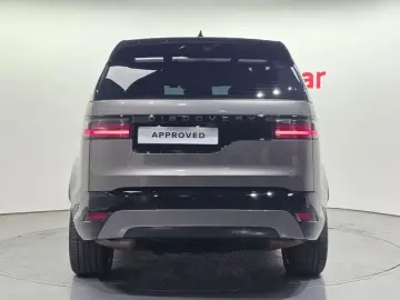 2024 Land Rover Discovery с пробегом 17 381 км