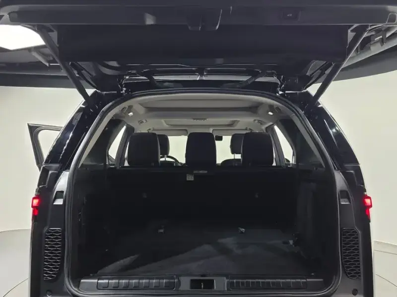 2021 Land Rover Discovery с пробегом 74 604 км
