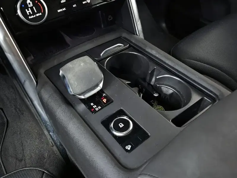2022 Land Rover Discovery с пробегом 38 362 км