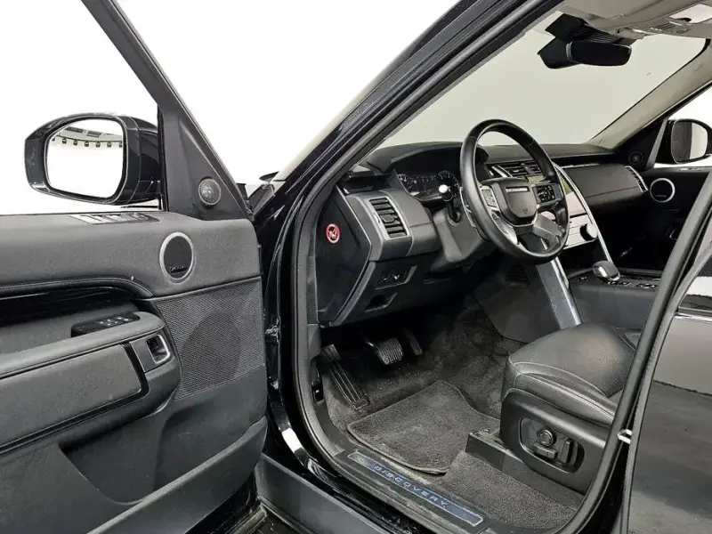 2022 Land Rover Discovery с пробегом 38 362 км