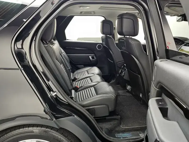 2022 Land Rover Discovery с пробегом 38 362 км