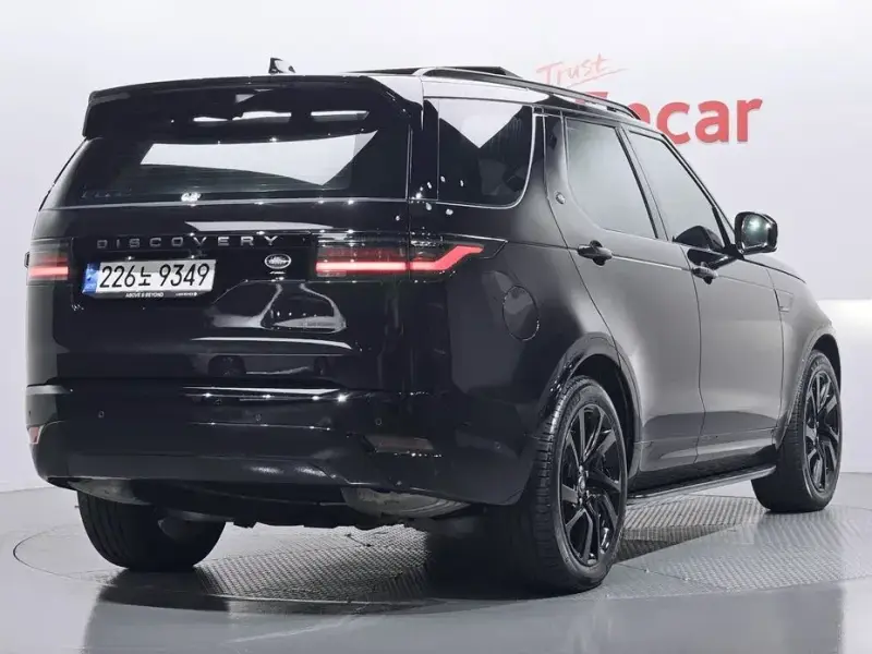 2022 Land Rover Discovery с пробегом 74 898 км