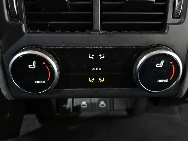 2022 Land Rover Discovery с пробегом 38 362 км