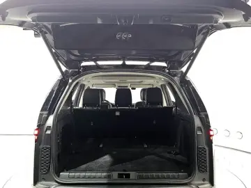 2022 Land Rover Discovery с пробегом 38 362 км
