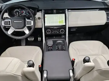 2025 Land Rover Discovery с пробегом 15 823 км