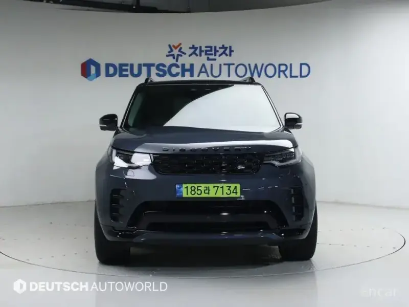 2025 Land Rover Discovery с пробегом 14 836 км