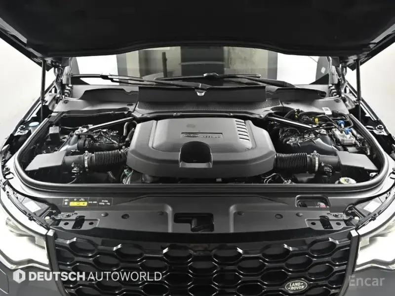 2025 Land Rover Discovery с пробегом 14 836 км
