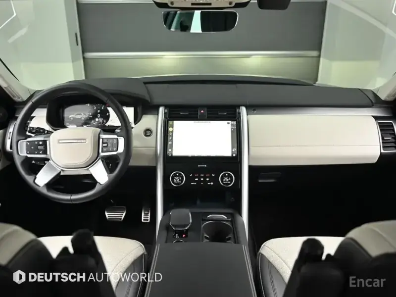 2025 Land Rover Discovery с пробегом 14 836 км