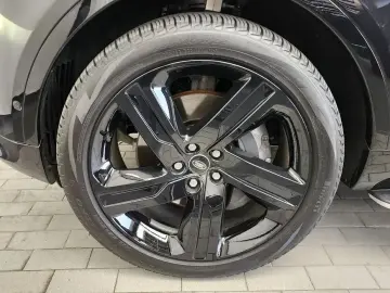 2025 Land Rover Discovery с пробегом 12 506 км