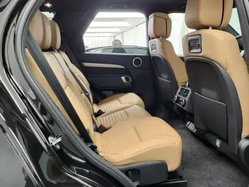 2025 Land Rover Discovery с пробегом 12 506 км