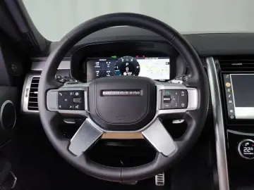2025 Land Rover Discovery с пробегом 12 506 км