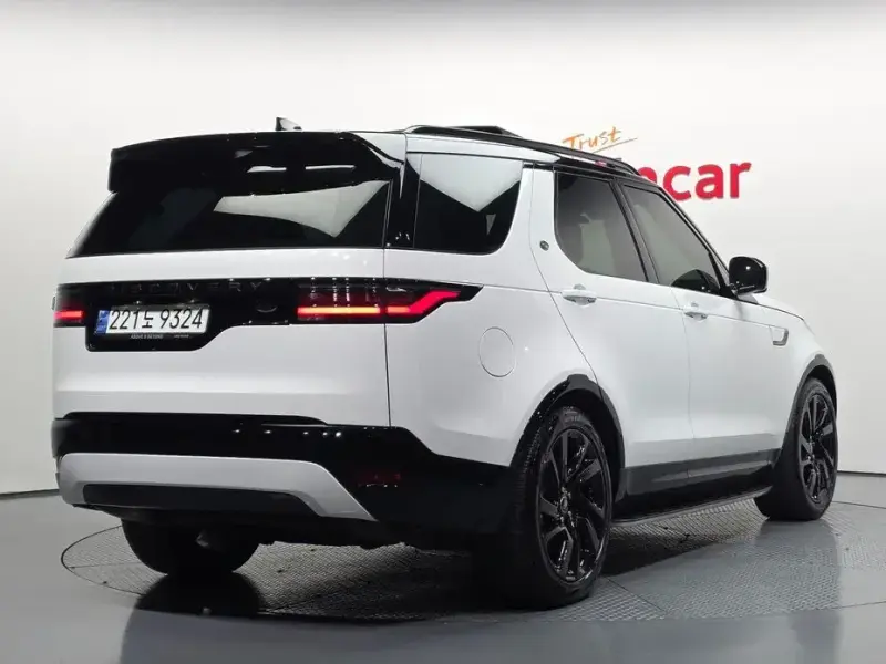 2023 Land Rover Discovery с пробегом 29 105 км