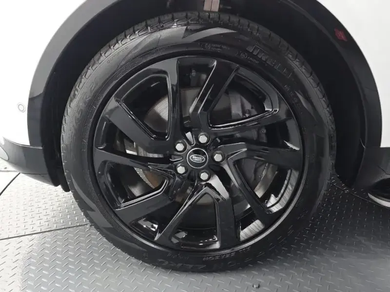 2023 Land Rover Discovery с пробегом 29 105 км