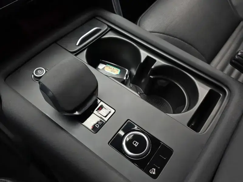 2023 Land Rover Discovery с пробегом 29 105 км