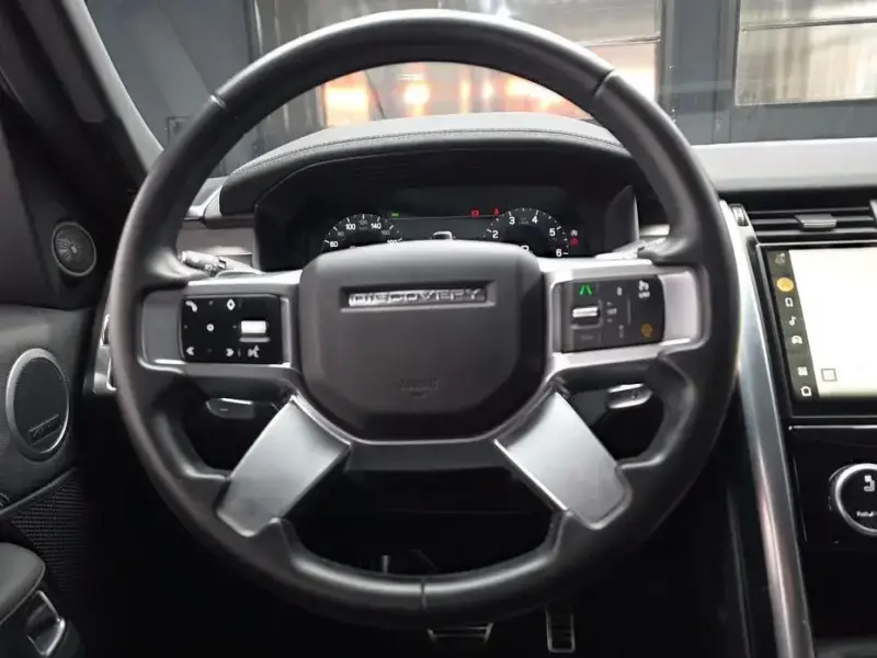 2023 Land Rover Discovery с пробегом 29 105 км