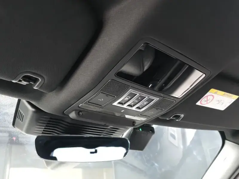 2023 Land Rover Discovery с пробегом 29 105 км