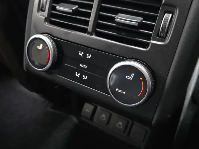 2023 Land Rover Discovery с пробегом 29 105 км