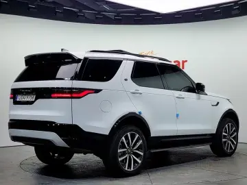 2022 Land Rover Discovery с пробегом 49 942 км