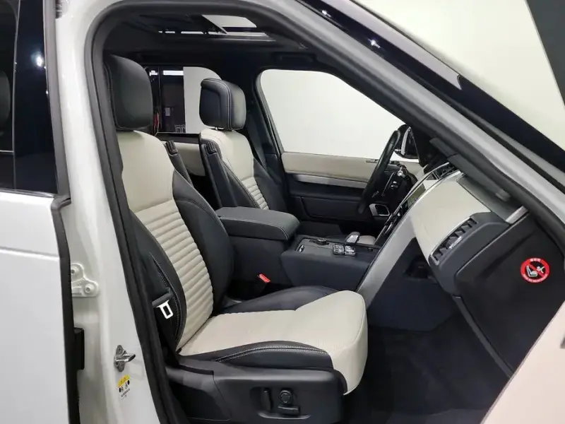 2022 Land Rover Discovery с пробегом 49 942 км