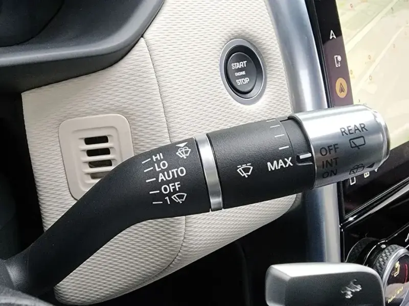 2022 Land Rover Discovery с пробегом 49 942 км