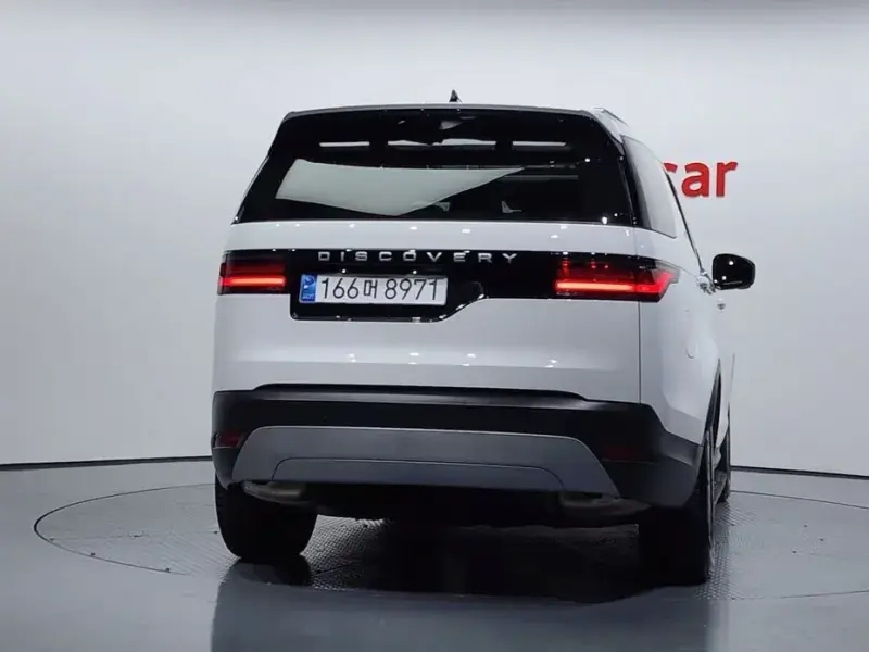 2024 Land Rover Discovery с пробегом 1 076 км