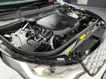 2024 Land Rover Discovery с пробегом 1 076 км