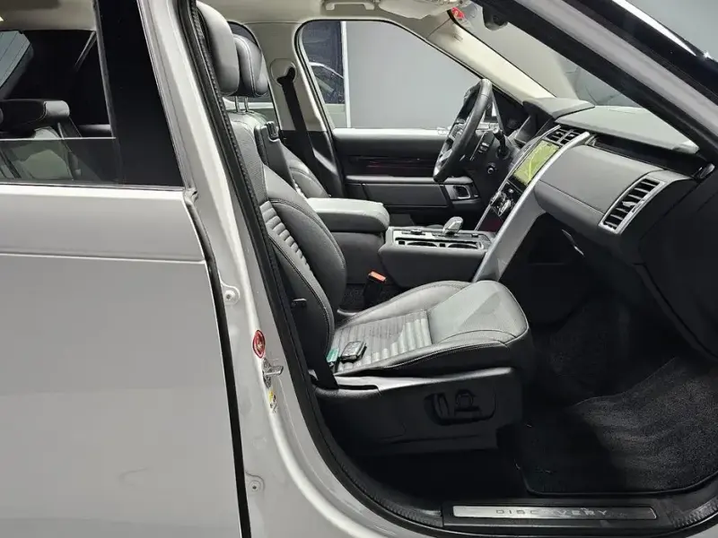 2022 Land Rover Discovery с пробегом 70 256 км