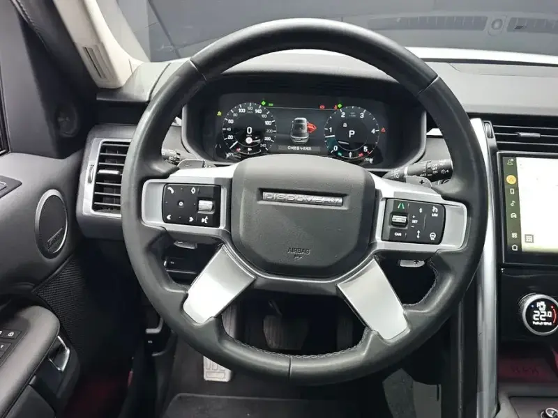 2022 Land Rover Discovery с пробегом 70 256 км